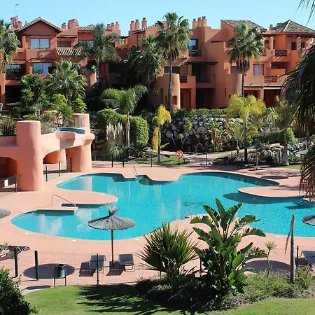 Sotoserena Penthouse 221 *