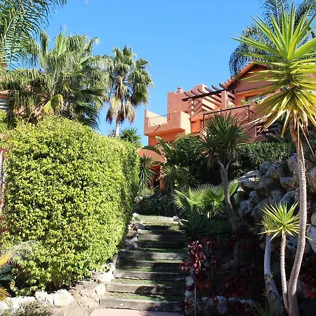 Sotoserena Penthouse 221 *